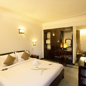 Lotus Hội An Boutique Hotel & Spa 3 sao