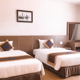 Hạ Long Harbour Hotel 4 sao