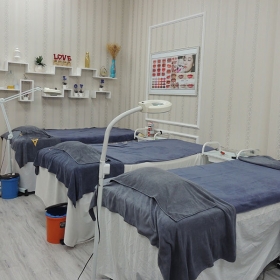 Trung tâm Thẩm mỹ Phú Khang