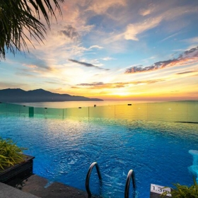 Sala Danang Beach Hotel