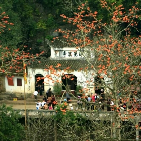 Tour tham quan chùa Hương Tích 1 ngày