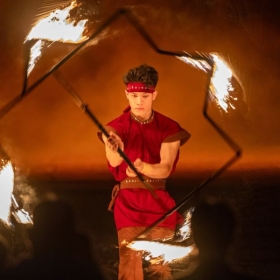 Show Thực Cảnh Anh Hùng Cờ Lau