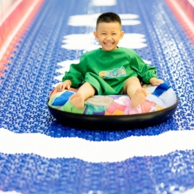 Khu vui chơi B- Zone