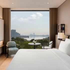 Dusit Le Palais Tu Hoa Hanoi