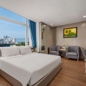 Đà Nẵng - ELC 4 sao - Phòng Deluxe Triple City View