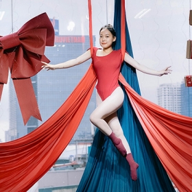 Déli Studio - Aerial Yoga 