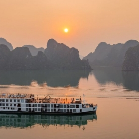 Du thuyền Indochine Grand Lan Hạ