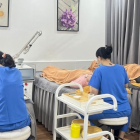 Kalohi Beauty Clinic 