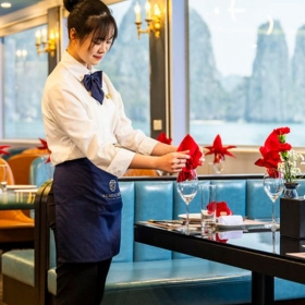 Du thuyền La Casta Daily