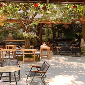 MADAM VINH GARDEN HOUSE