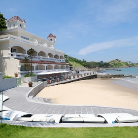 Khách sạn Mercure