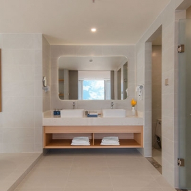 Aquamarine Resort & Hotel