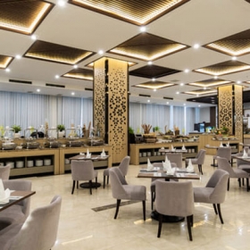 Khách sạn Mường Thanh Holiday Huế