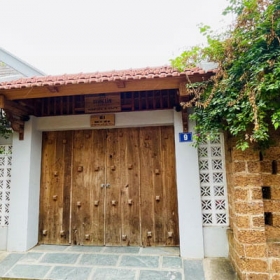 Đường Lâm Village