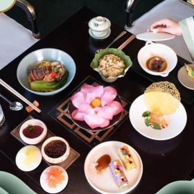 Ngự thuyền Hueritage - Thưởng thức bữa sáng trong sương mai - Sương Thiện
