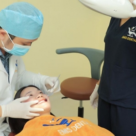 Nha Khoa Quốc Tế Emis