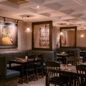 Hệ thống nhà hàng Việt Deli