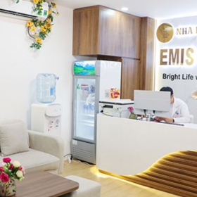 Nha Khoa Quốc Tế Emis