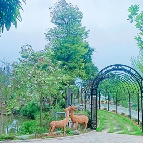 Paradise Sóc Sơn Resort