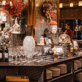 Red Bean Ma May Restaurant