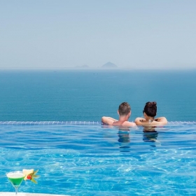 Rosaka Nha Trang Hotel