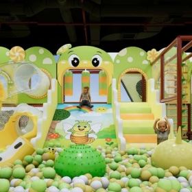 Sâu Kid Playground