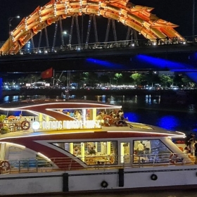 Tàu Rồng Sông Hàn Đà Nẵng Dragon Cruise