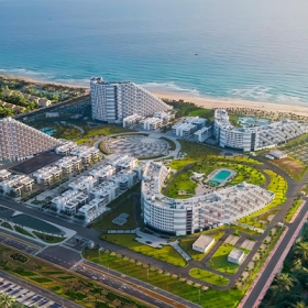 The Empyrean Cam Ranh Beach Resort