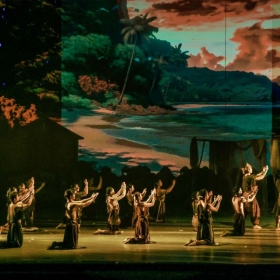 Tiên Sa Show - Vũ Nhạc Kịch Đương Đại