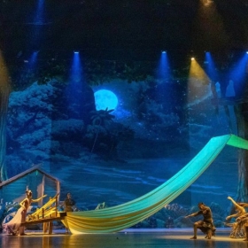 Tiên Sa Show - Vũ Nhạc Kịch Đương Đại