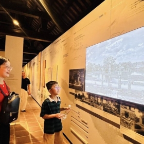 Tour Đêm Văn Miếu - Tinh Hoa Đạo Học