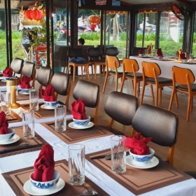 Ca Huế trên sông Hương