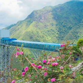 Khu du lịch Cầu Kính Rồng Mây