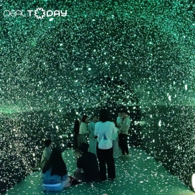 X Space TimeCity - Vé tham quan 20 chủ đề dành cho gia đình 1 người lớn  1 trẻ em