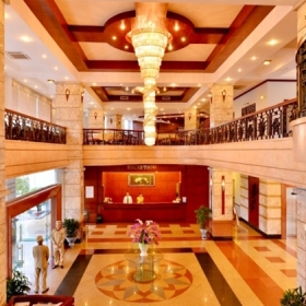 Khách sạn Grand 4 Hạ Long