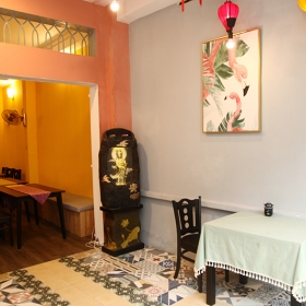 K Vegetarian Cafe & Restaurant old