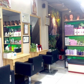 Salon Hoàng Mạnh