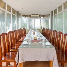 Nhà hàng Tre Bãi Đá