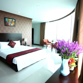 Khách sạn Hương Sơn