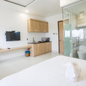 Khách sạn Cotinent 3 sao 