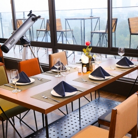 Nhà hàng Panorama Restaurant & Bar Top