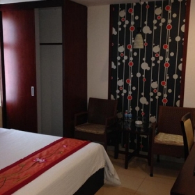 Khách sạn Viet Grand King Town Nha Trang 3 sao