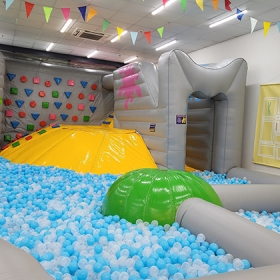 Kid's Box Ecopark Hưng Yên