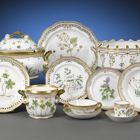 CÔNG TY TNHH GỐM SỨ CAO CẤP GIA THỊNH 