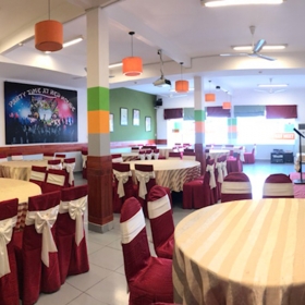 Nhà hàng Red House Q3