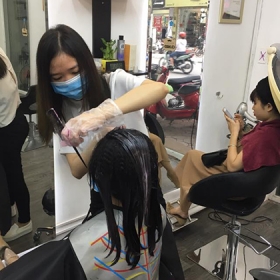 Pham Thien Hairdresser