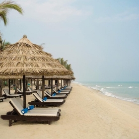Hoi An Beach Resort 4 sao