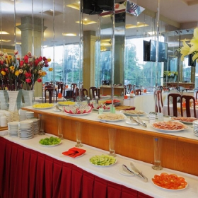 Nha Trang Beach Hotel 3 sao 