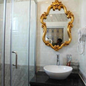 Phụng Hoàng Gold Palace Hotel