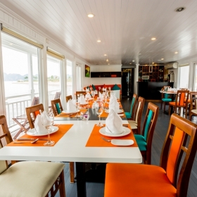 Du thuyền L'Azalee Hạ Long 4 sao